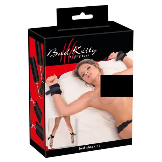 Bad Kitty - комплект плюшени покривки за легло (5 части)