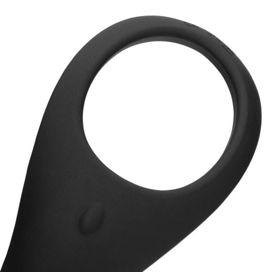 Loveline - вибриращ пръстен с дълъг пенис и тестиси, захранван с батерия (черен)