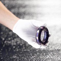   Hueman Saturn - водоустойчив вибриращ пенис пръстен с батерия (лилав)