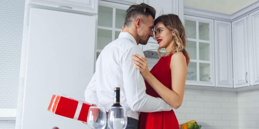 Най-добрият и най-секси подарък за Свети Валентин за него или нея - Lovesexshop.bg секс шоп